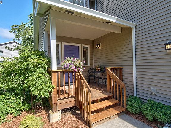 4th image of 469 Harris Ln