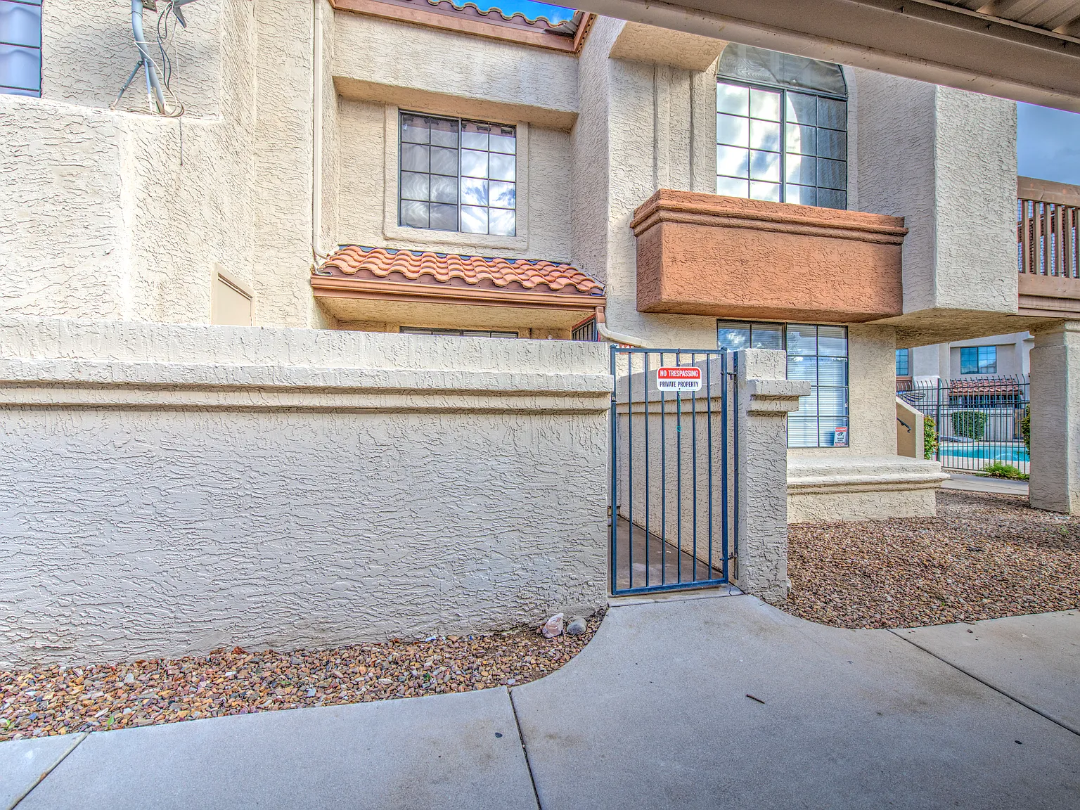 839 S Westwood St — Photo 3