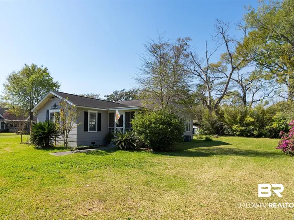 110 W 6th St, Bay Minette, AL 36507