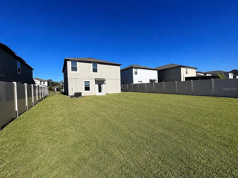16717 Delia St — Photo 25