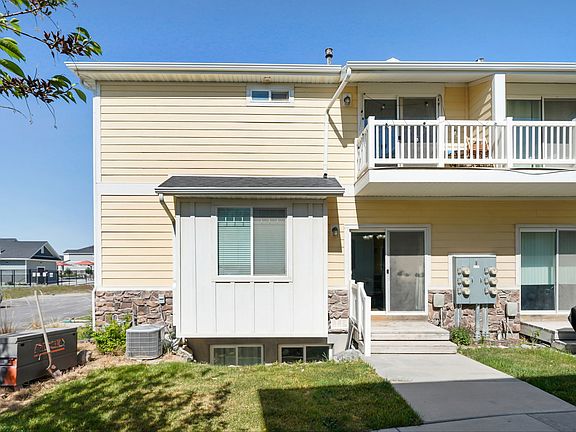 3rd image of 1825 E Cosmos Dr Unit E3