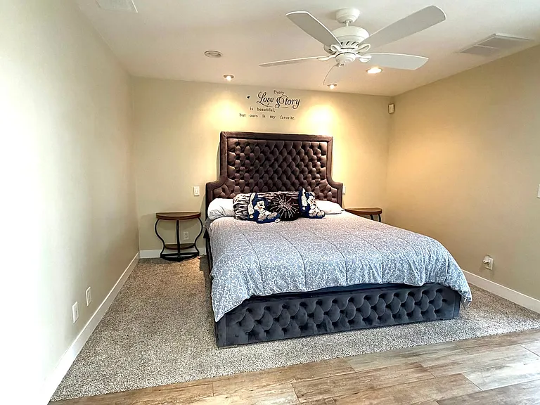 5818 Clear Valley Ct — Photo 16
