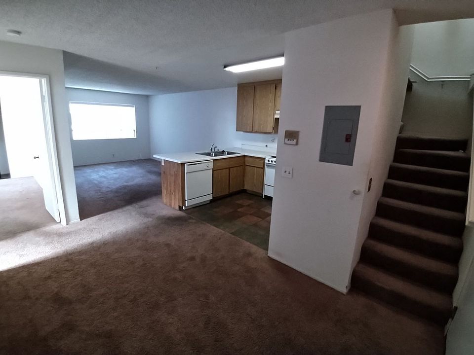 1st image of 4110 3rd Ave #207