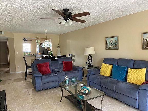 4th image of 621 Squire Cir APT 102