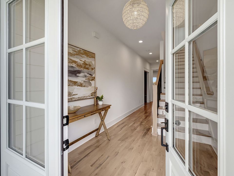 2604A Airpark Dr, Nashville, TN 37206 Zillow