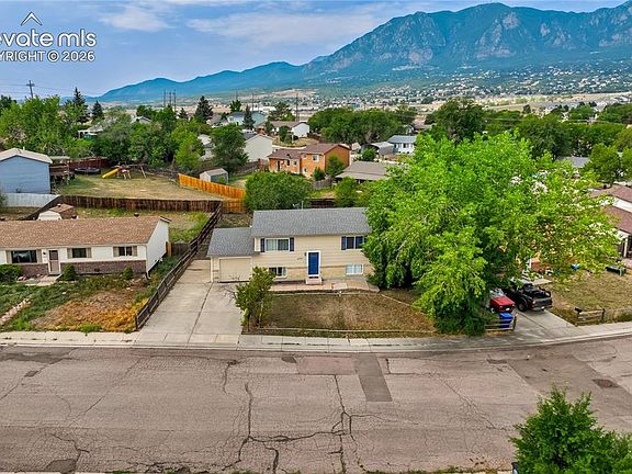 5th image of 4340 Drummond Cir