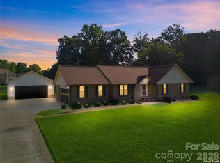 1035 Sides Rd, Rockwell, NC 28138