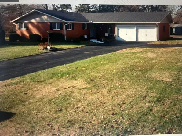 2665 Northbourne Dr, Springfield, OH 45506
