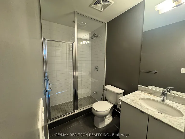 150 E Liberty St #407 — Photo 13