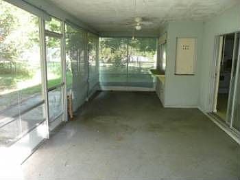 3rd image of 96 Berkshire Ln