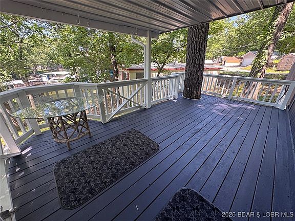 3rd image of 31053 Grandview Rd