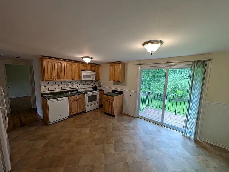 903 Parr Meadow Dr — Photo 11