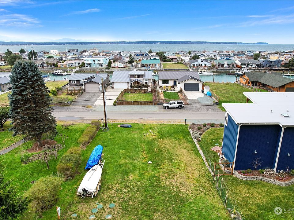 1st image of 3717 Shorewood Avenue