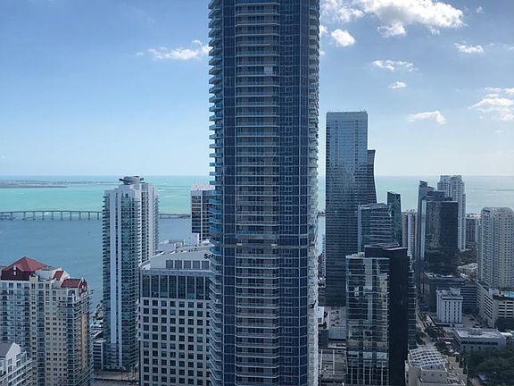 4th image of 950 Brickell Bay Dr APT 5407