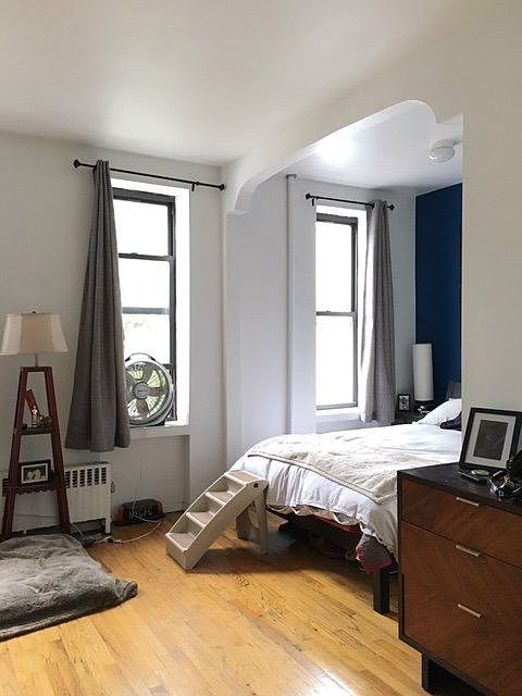 1st image of 426A 7th Ave APT 2