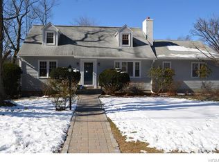 90 Woodlands Ave, White Plains, NY 10607