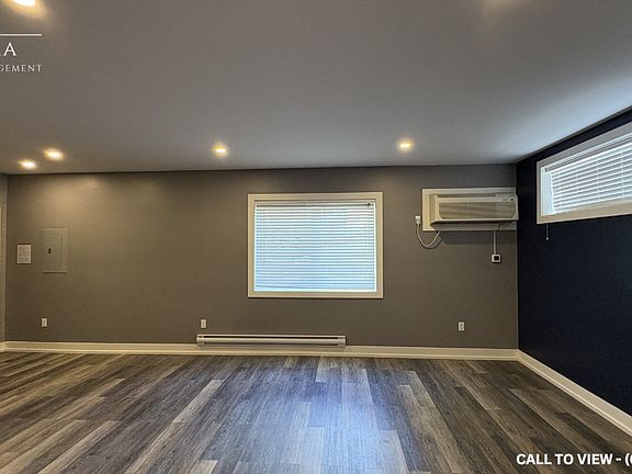 3rd image of 646 Main St E #1