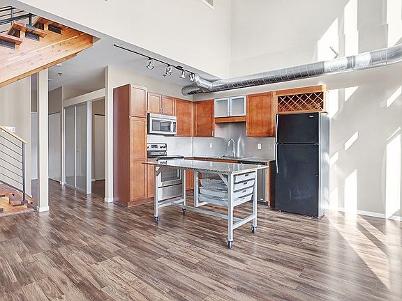 5th image of 275 Union Blvd #1-0502
