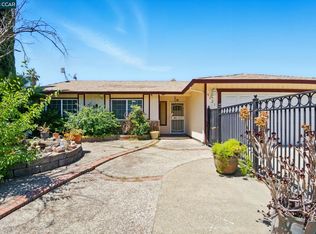 9121 Eaglepoint Ln, Stockton, CA 95210