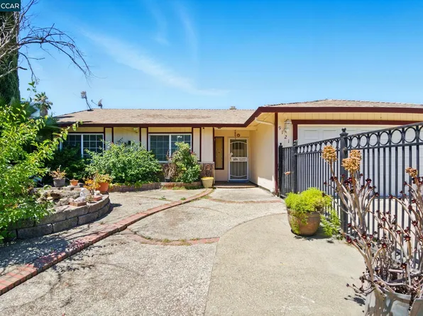 9121 Eaglepoint Ln, Stockton, CA 95210