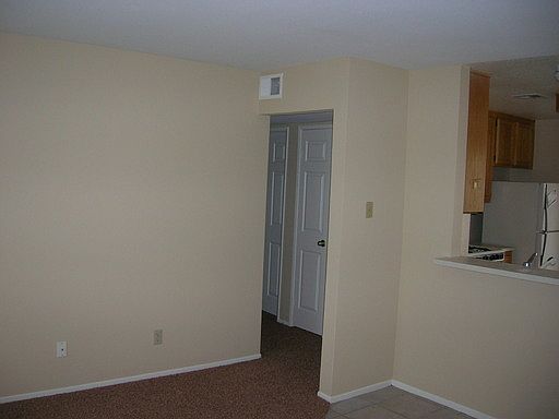 3rd image of 1365 Crafton Ave APT 2077