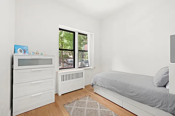 Rented by Corcoran | media 13