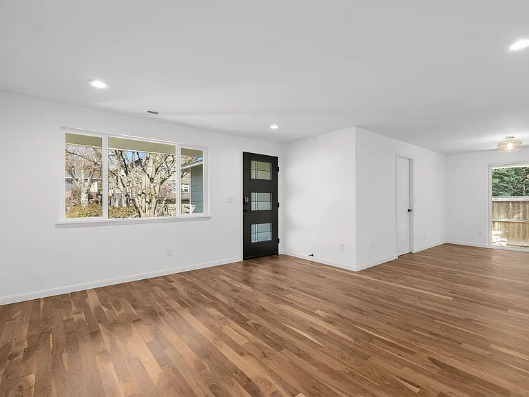 2936 SE Clay St — Photo 18