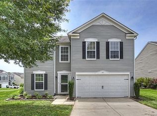 141 Farm Springs Dr, Mount Holly, NC 28120