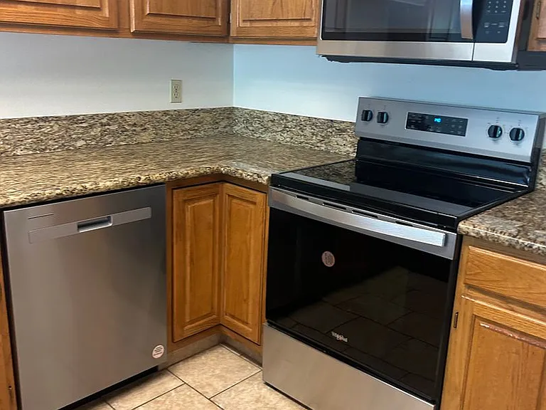 2875 Idlewild Dr #24 — Photo 6