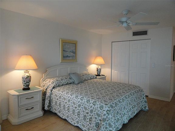 4th image of 3100 Gulf Blvd APT 221
