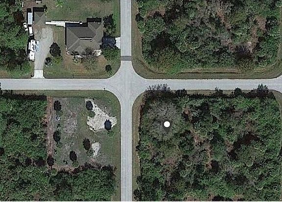 3rd image of 12083 Surrey Ave
