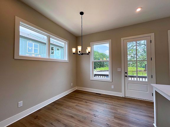 4th image of 1369 Cozy Cir SE