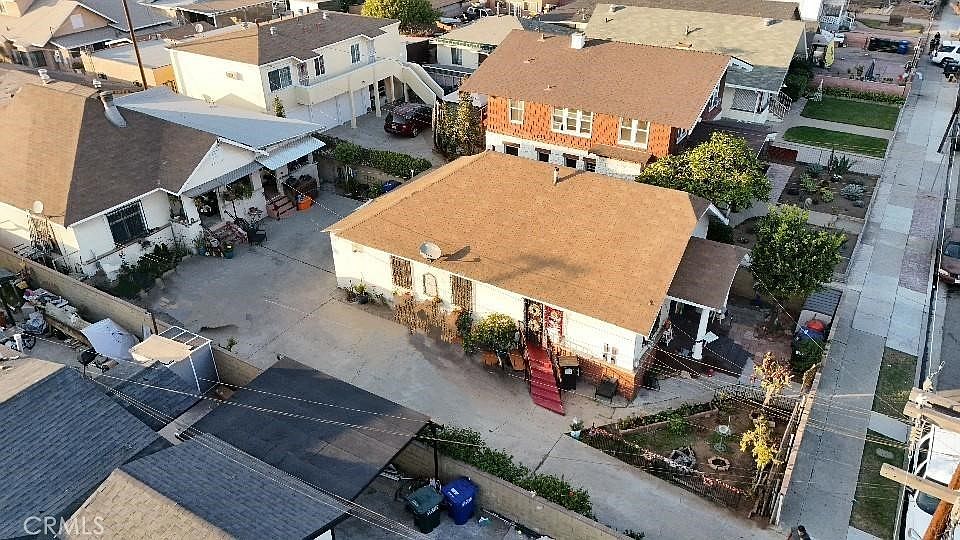 1st image of 221 S Rowan Ave E