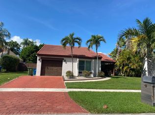 521 SW 167th Ter, Weston, FL 33326