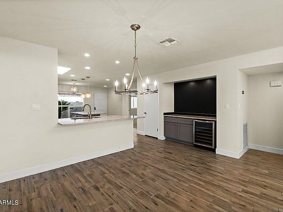 5th image of 8773 E VIA DE SERENO --
