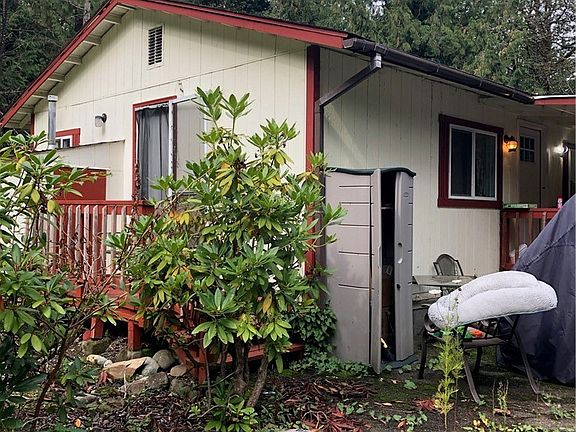 3rd image of 8520 268th Ave E