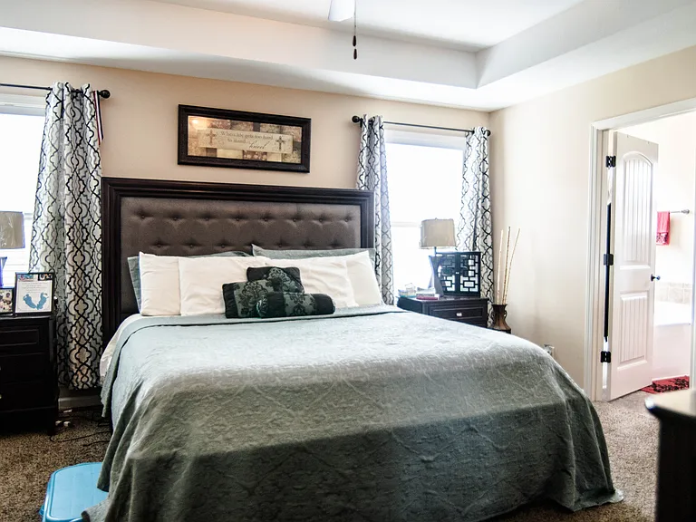 676 Crestone Ct — Photo 8
