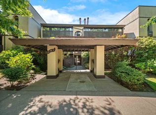 141 W 13th St #210, North Vancouver, BC V7M1N5