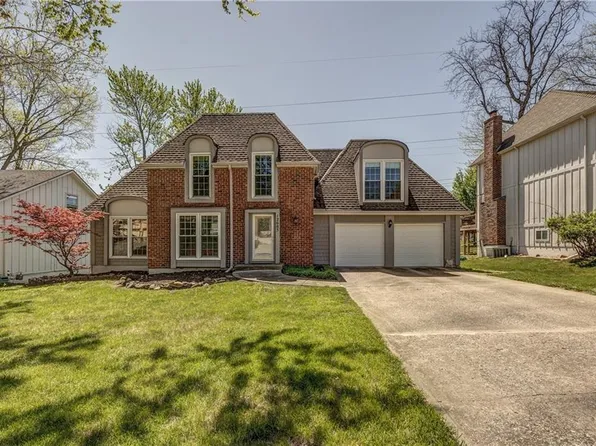 12605 W 70th St, Shawnee, KS 66216