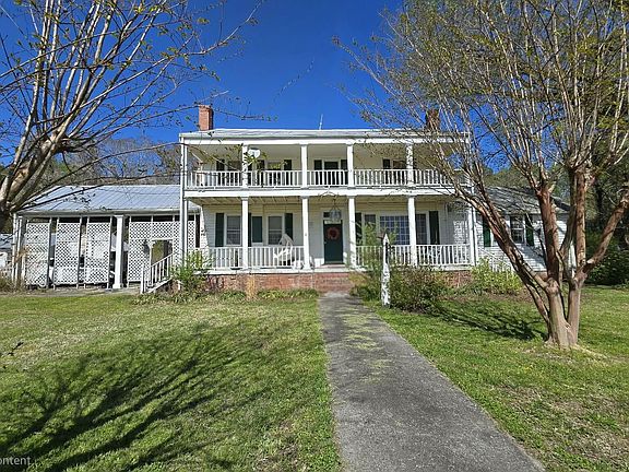 3rd image of 2083 Harvey Point Road