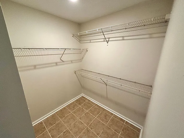2405 Allison Ave — Photo 11