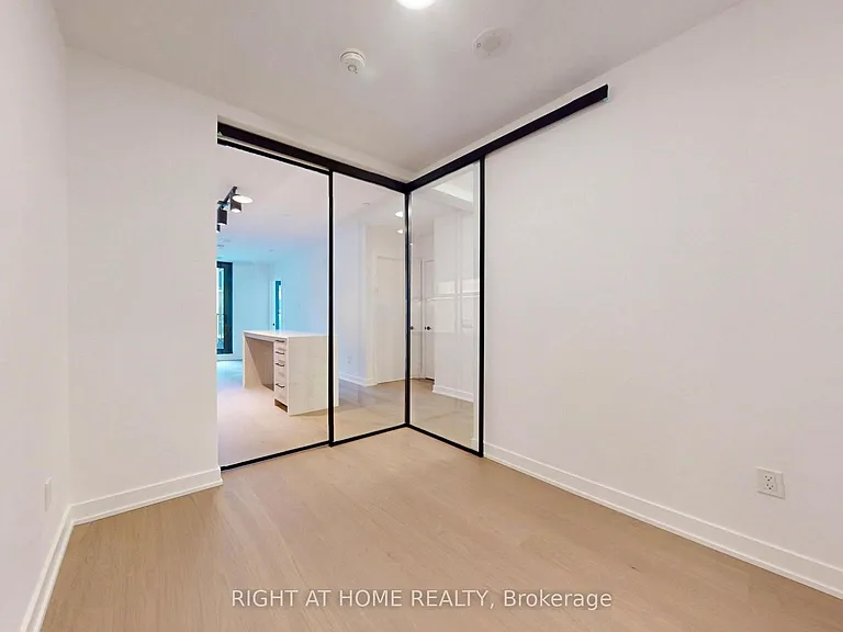 91 Montclair Ave #837 — Photo 30