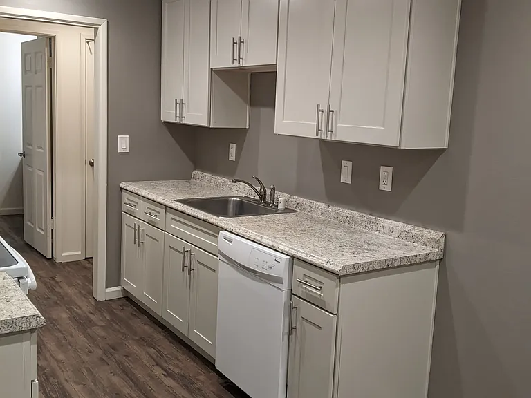 Casa Monterey Apartments — Photo 7