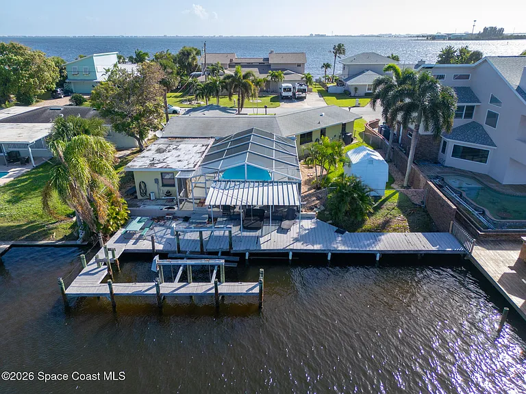 401 Milford Point Dr — Photo 43