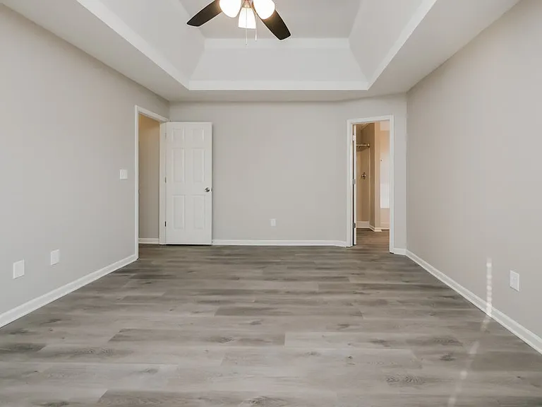 898 Tara Bnd — Photo 10