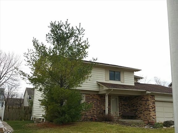3rd image of 2435 Clover Blossom Ct