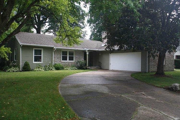 1st image of 445 Lourdes Ln