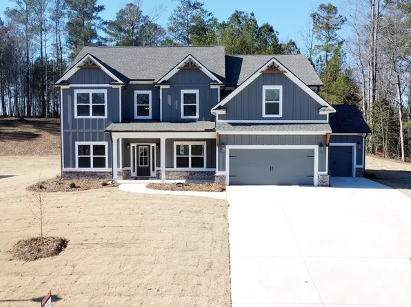 1056 Hawthorn Ct, Loganville, GA 30052