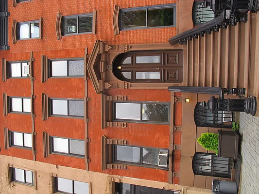 Rented by Picture Realty Inc. | media 24