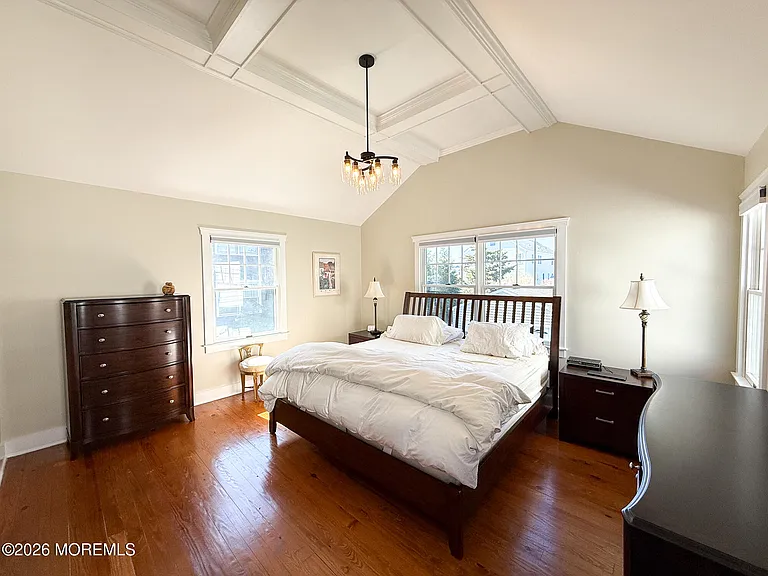 25 Ocean Ave — Photo 32